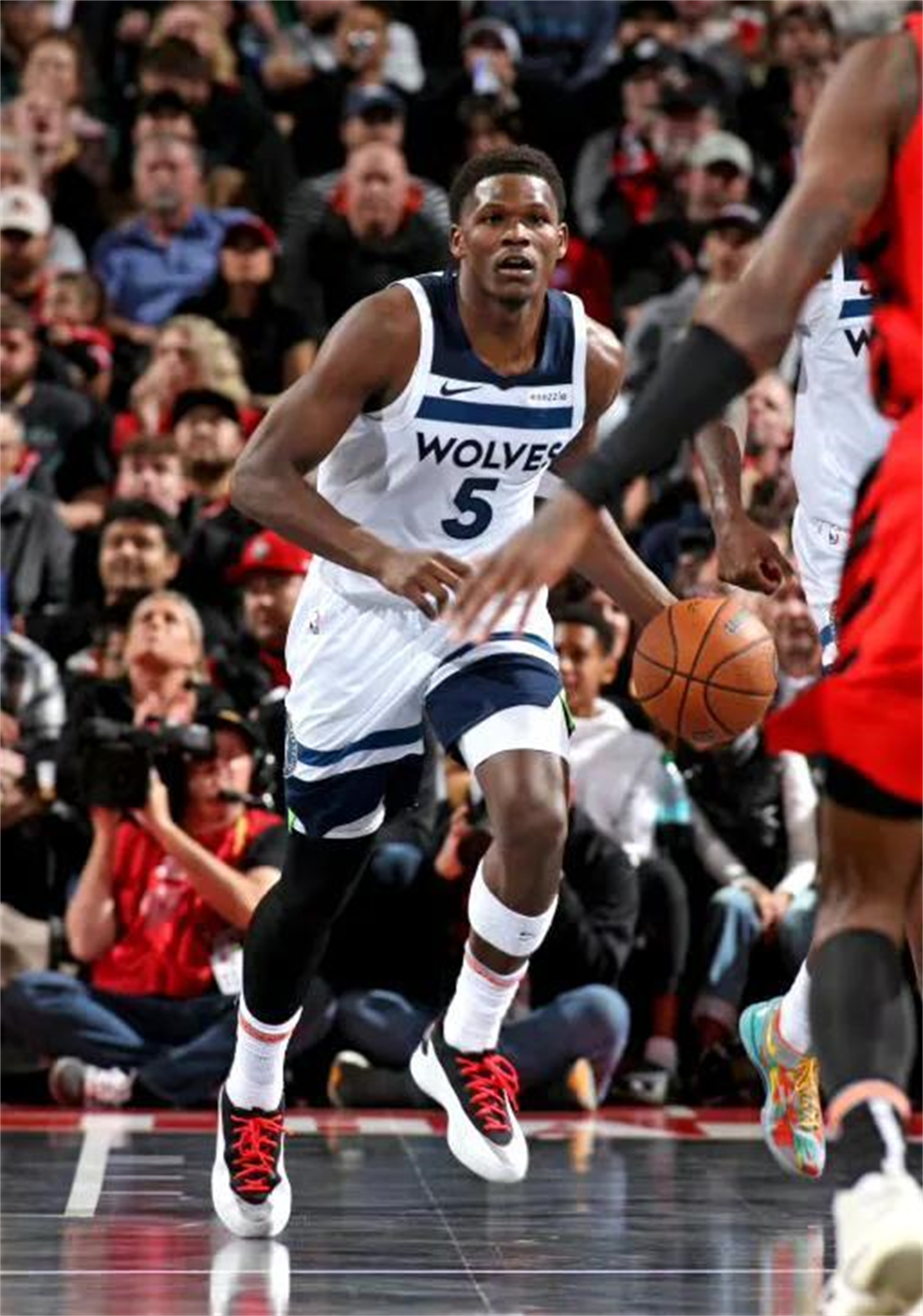 世俱杯奖金-勇士擒爵士,继续领跑西部