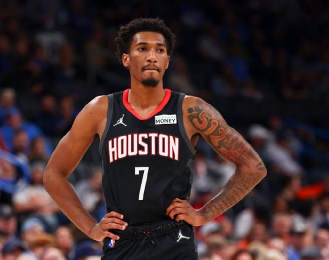 世俱杯参赛资格-火箭逆转太阳，保持九连胜