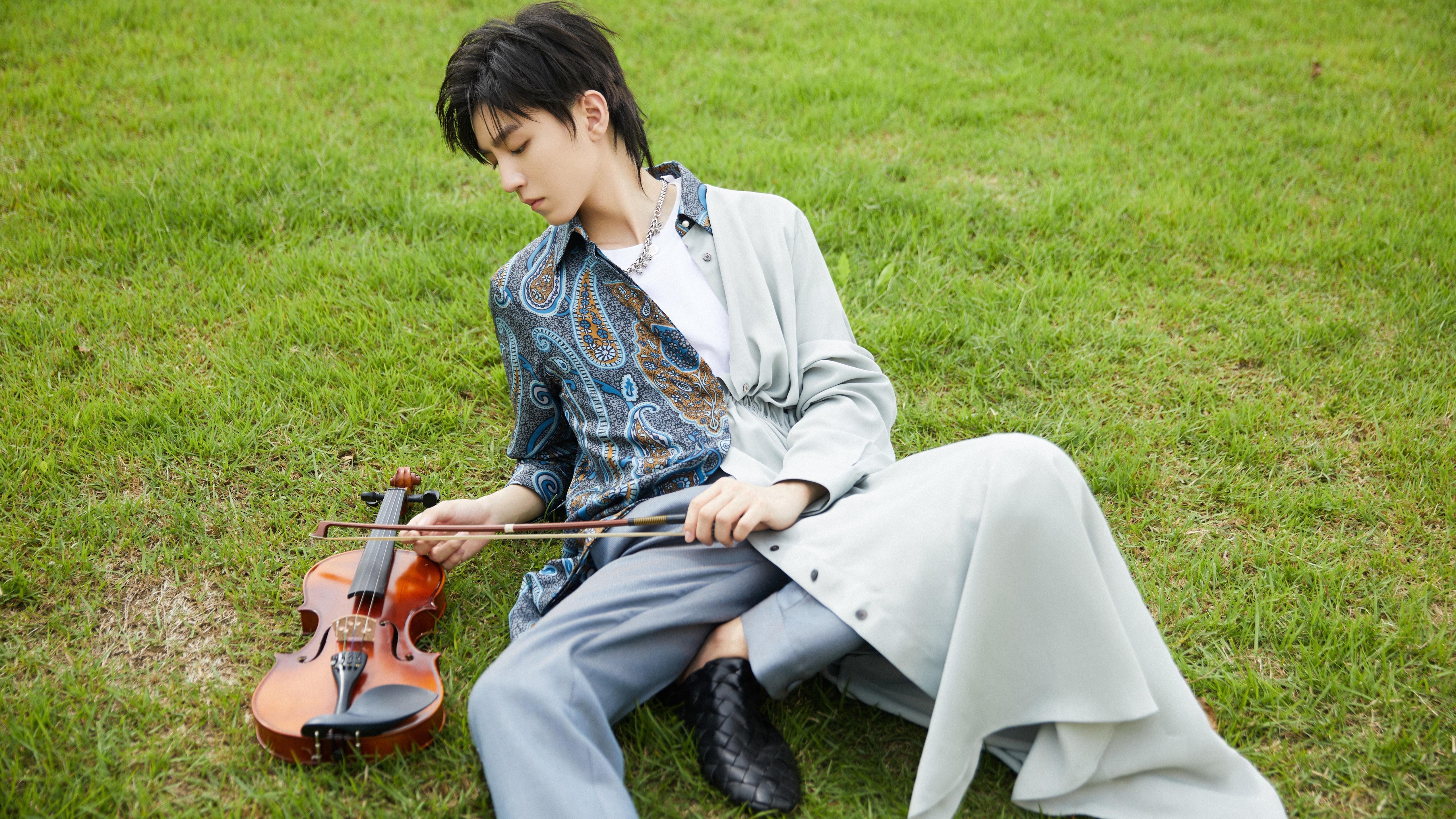 世俱杯2025-跨界主宰，字母哥在F1街道赛接管比赛，新疆队鏖战勇士